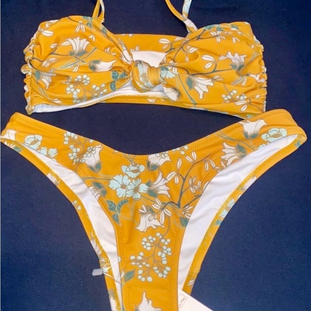 CUPSHE Floral Bikini Set Yellow Small NWT Cheeky Two Piece Swimsuit
